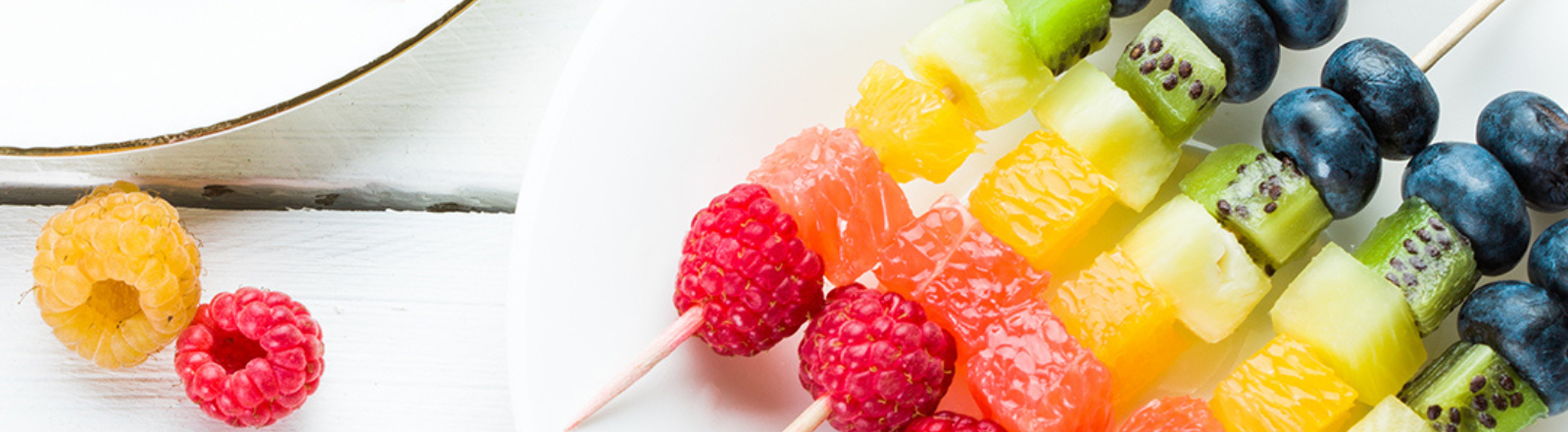 Brochettes de Fruits Arc-en-Ciel